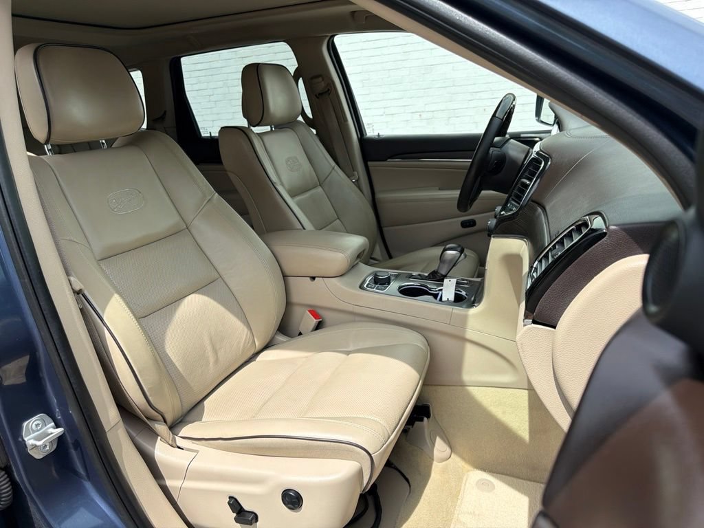 Used 2021 Jeep Grand Cherokee Overland AWD/4WD image 13