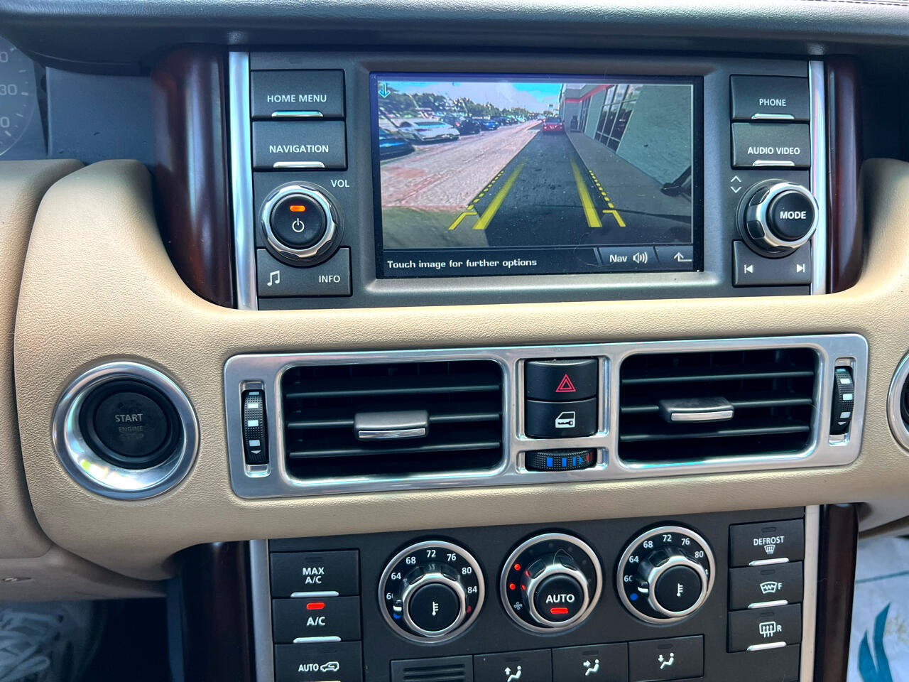 Used 2011 Land Rover Range Rover Supercharged image 19