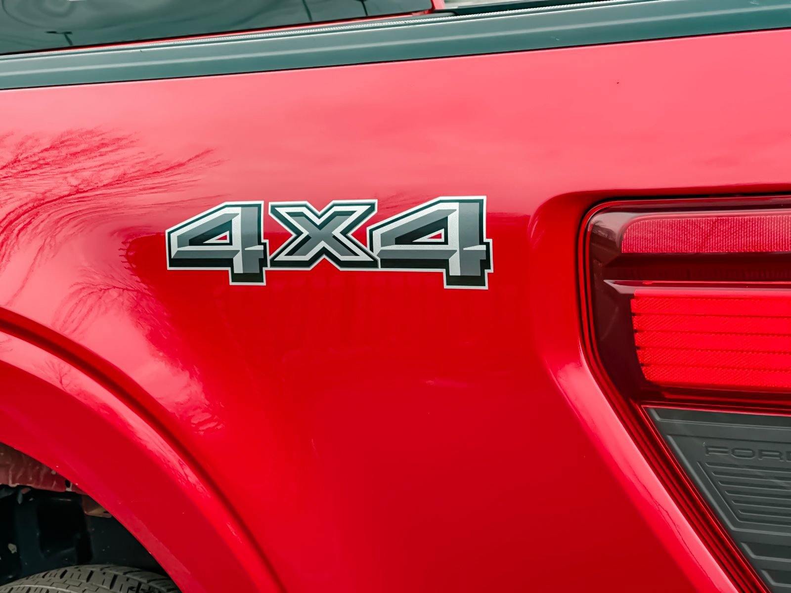 Used 2024 Ford F150 XLT w/ Equipment Group 302A MID image 26