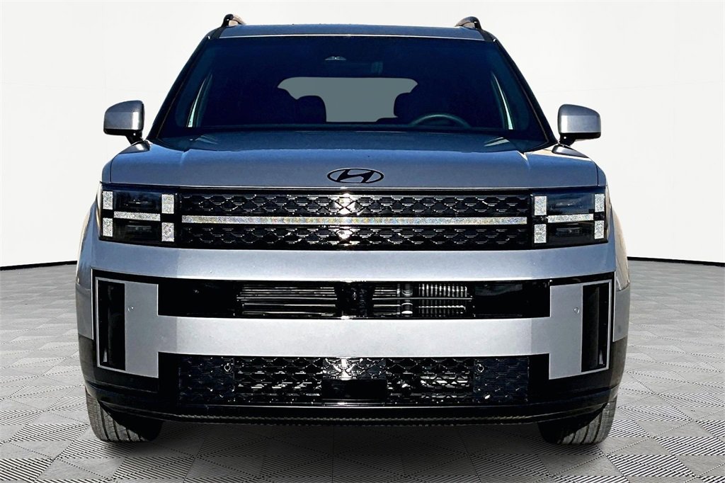 Used 2025 Hyundai Santa Fe Calligraphy image 3