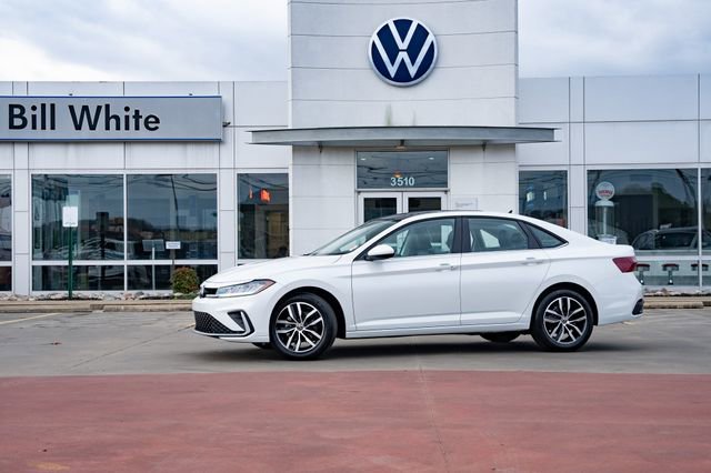 New 2026 Volkswagen Jetta SE