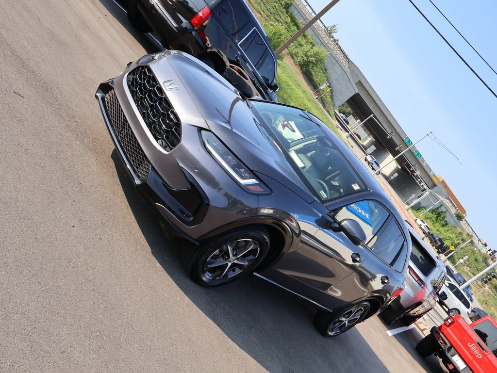 Certified 2024 Honda HR-V EX-L image 3