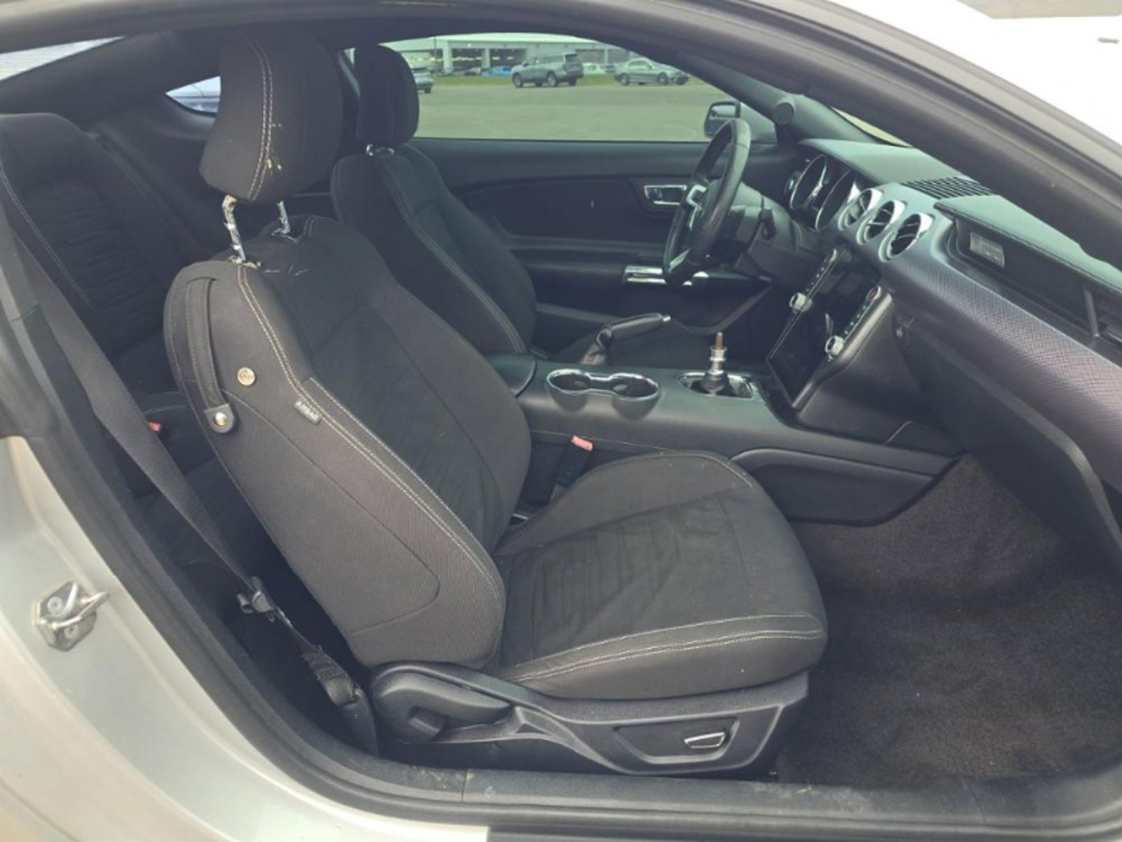 Used 2015 Ford Mustang GT RWD image 14