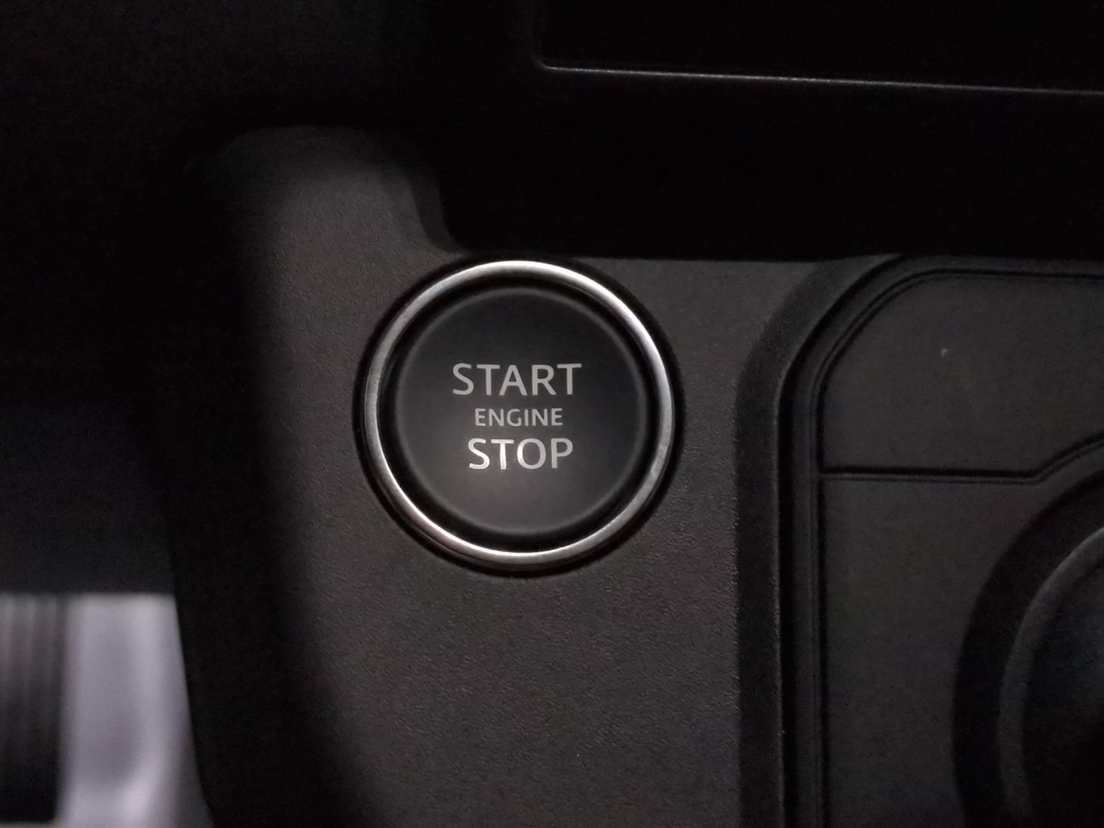 New 2026 Land Rover Defender 110 S AWD/4WD image 23