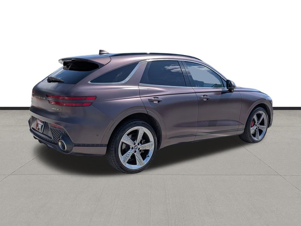 Used 2022 Genesis GV70 3.5T Sport w/ Sport Prestige Package AWD/4WD image 5