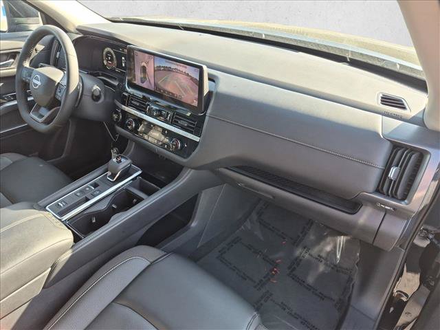 Used 2026 Nissan Pathfinder SL FWD image 21
