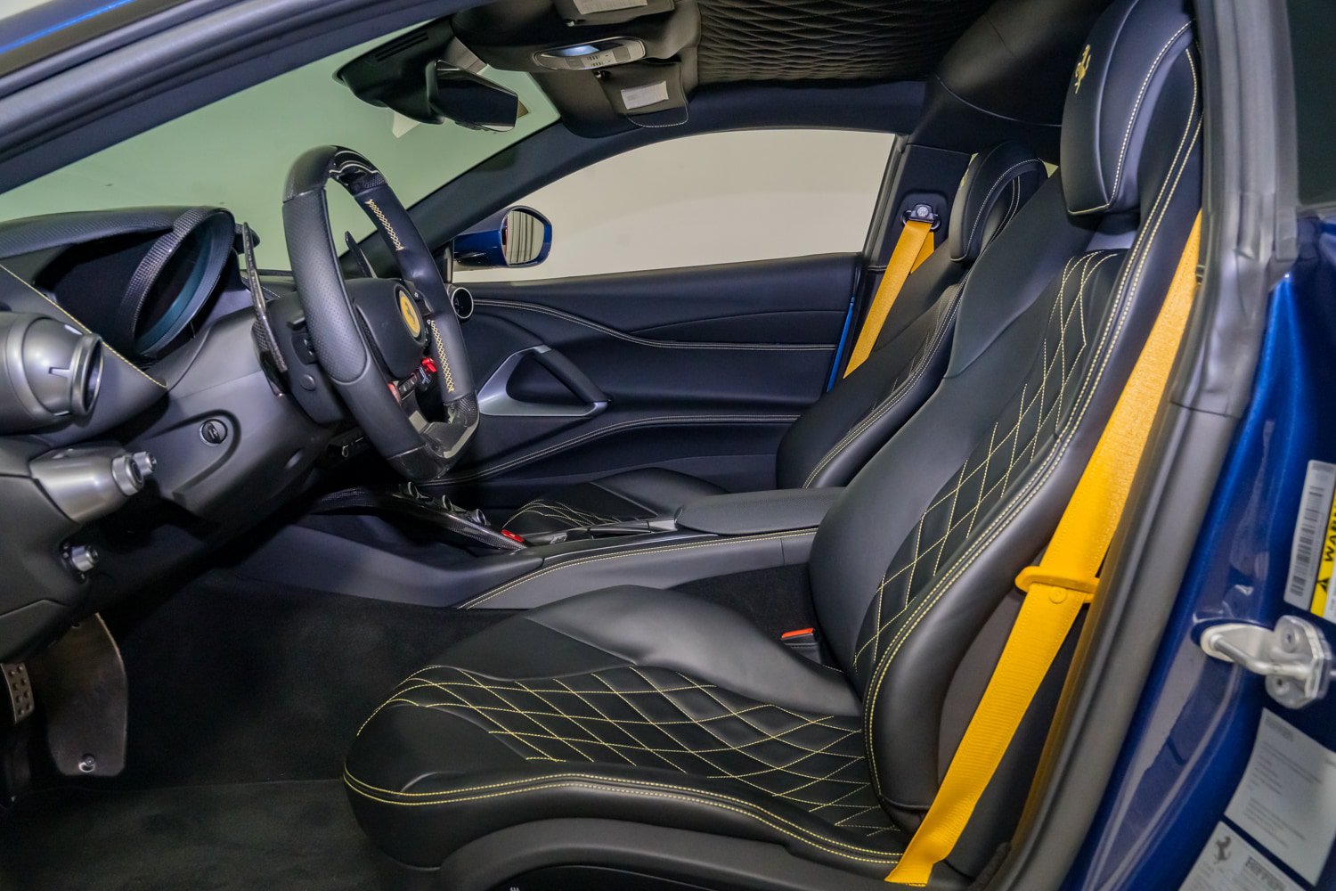 Certified 2020 Ferrari 812 Superfast RWD image 17