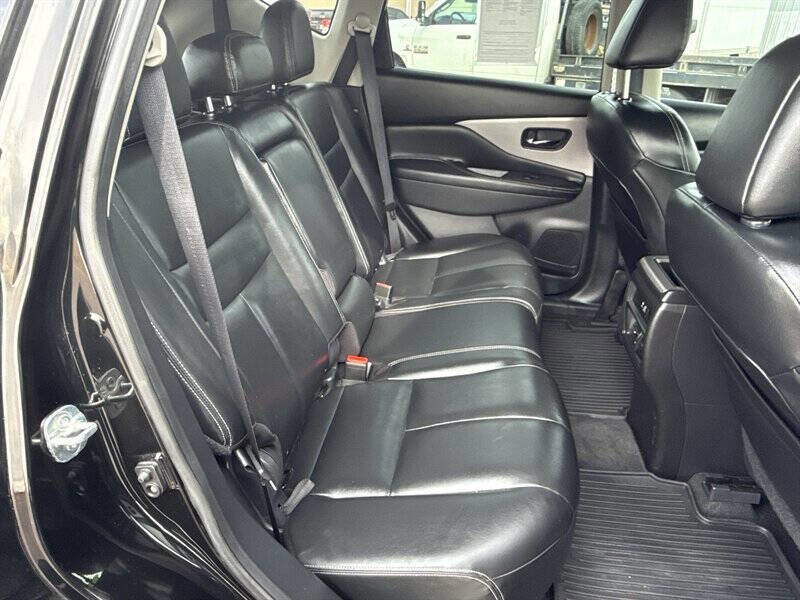 Used 2022 Nissan Murano SV w/ SV Midnight Edition Package image 23