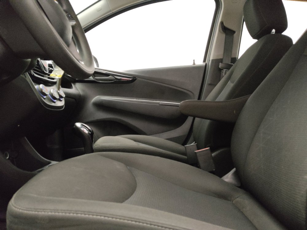 Used 2021 Chevrolet Spark LT FWD image 17