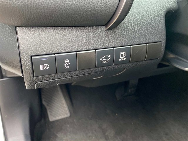 Used 2020 Toyota Camry XSE image 15