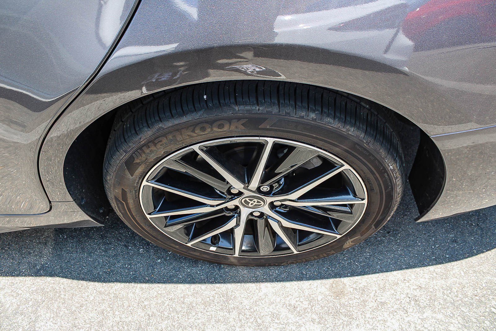 Used 2023 Toyota Camry SE FWD image 15