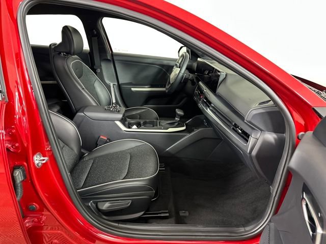 Used 2025 Kia K4 GT-Line image 28