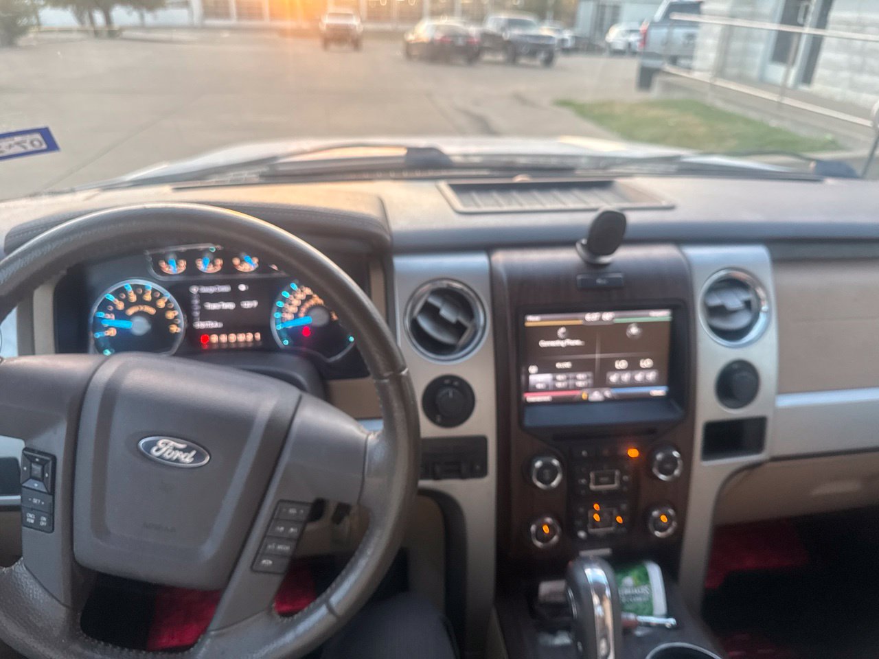 Used 2014 Ford F150 Lariat w/ Equipment Group 501A Mid RWD image 11