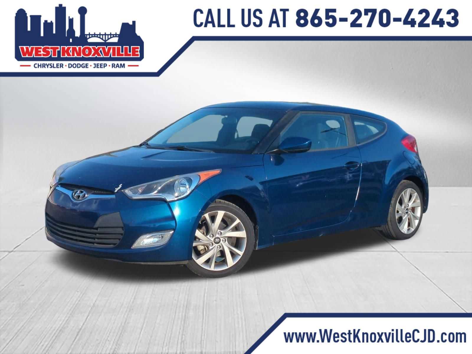 Used 2017 Hyundai Veloster image 1