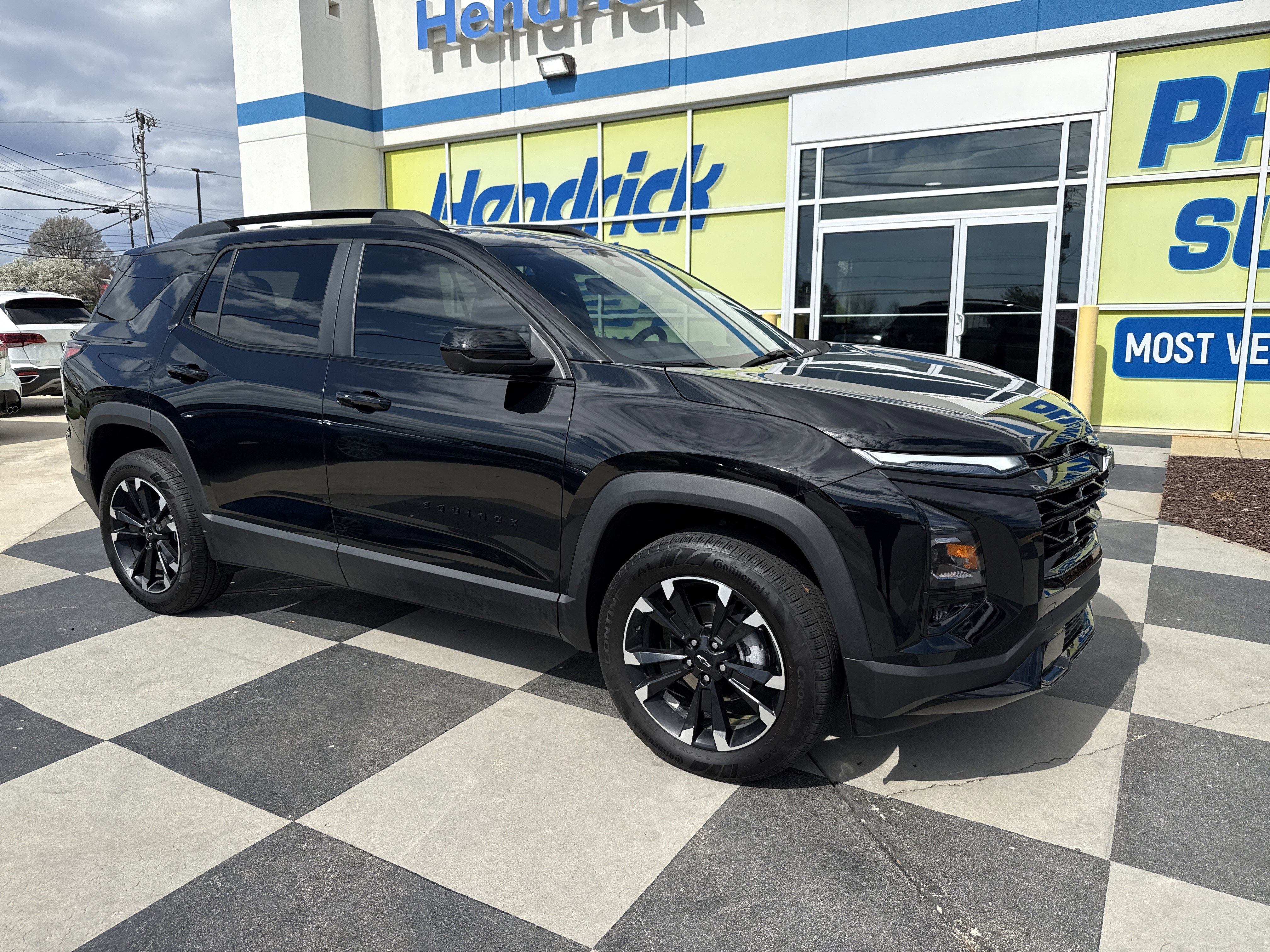 Used 2026 Chevrolet Equinox RS w/ Safety and Technology Package image 2