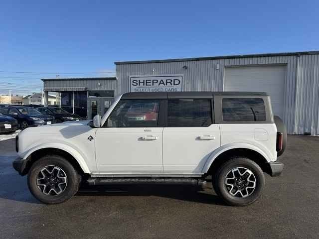 Used 2023 Ford Bronco Outer Banks image 8