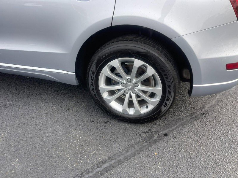 Used 2016 Audi Q5 2.0T Premium Plus w/ Technology Package image 5