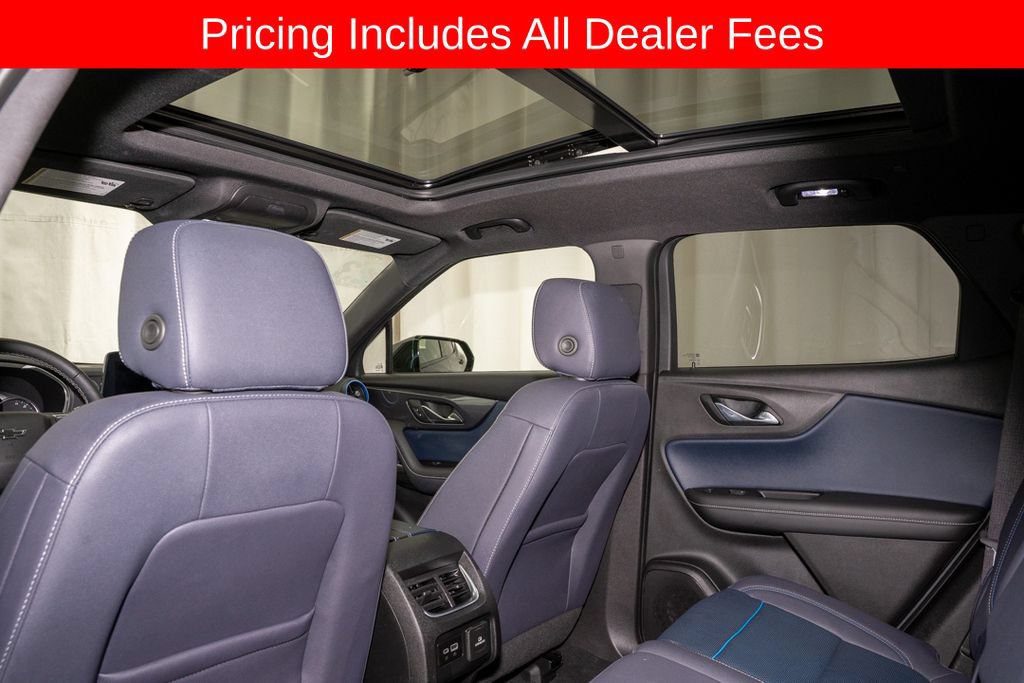 Used 2023 Chevrolet Blazer RS w/ Driver Confidence II Package FWD image 10