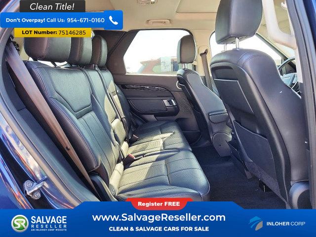 Used 2017 Land Rover Discovery SE AWD/4WD image 15