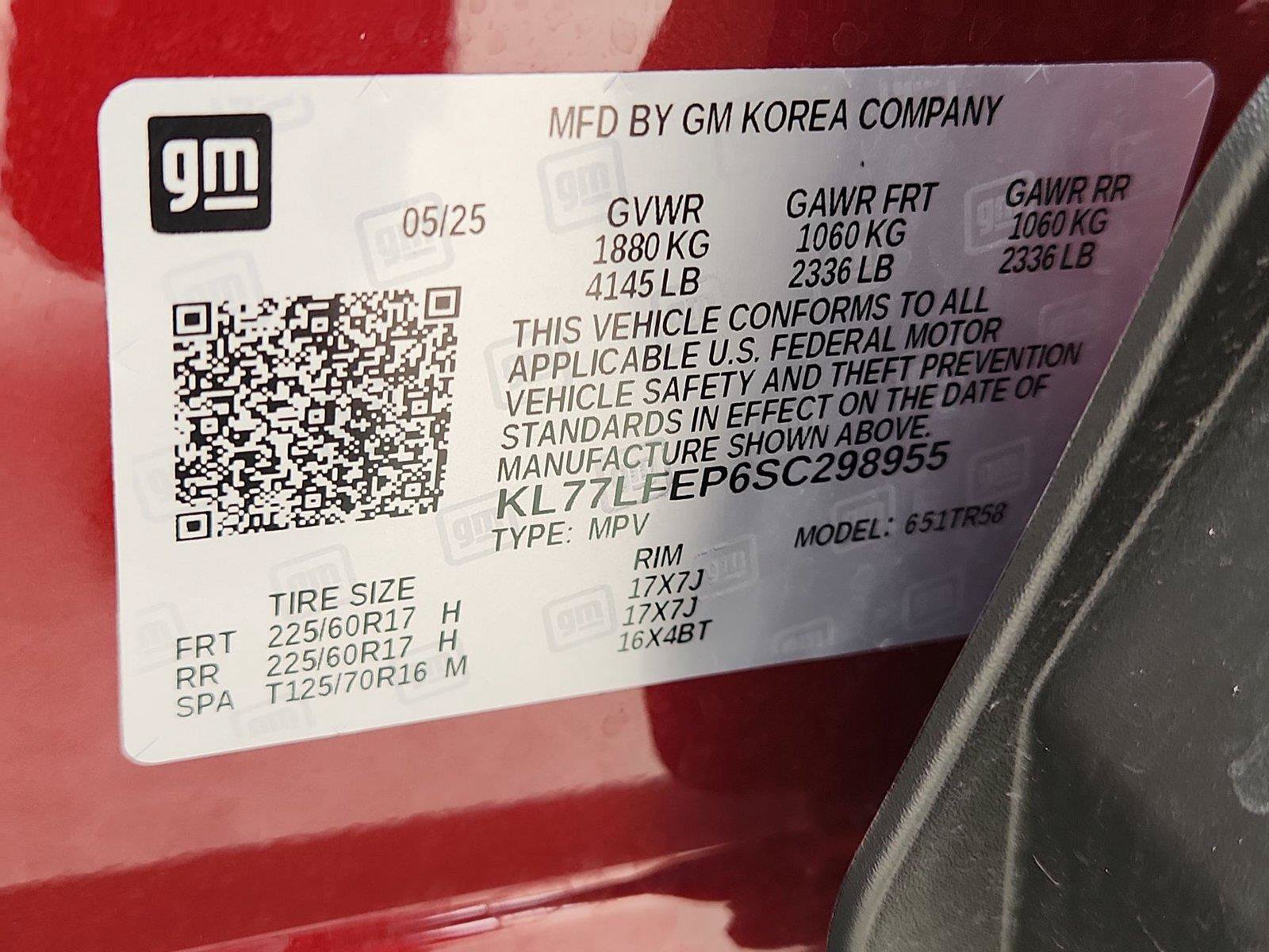 Certified 2025 Chevrolet Trax LS FWD image 30