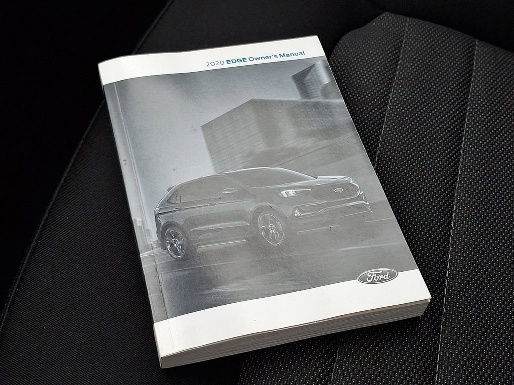 Certified 2020 Ford Edge SE image 25