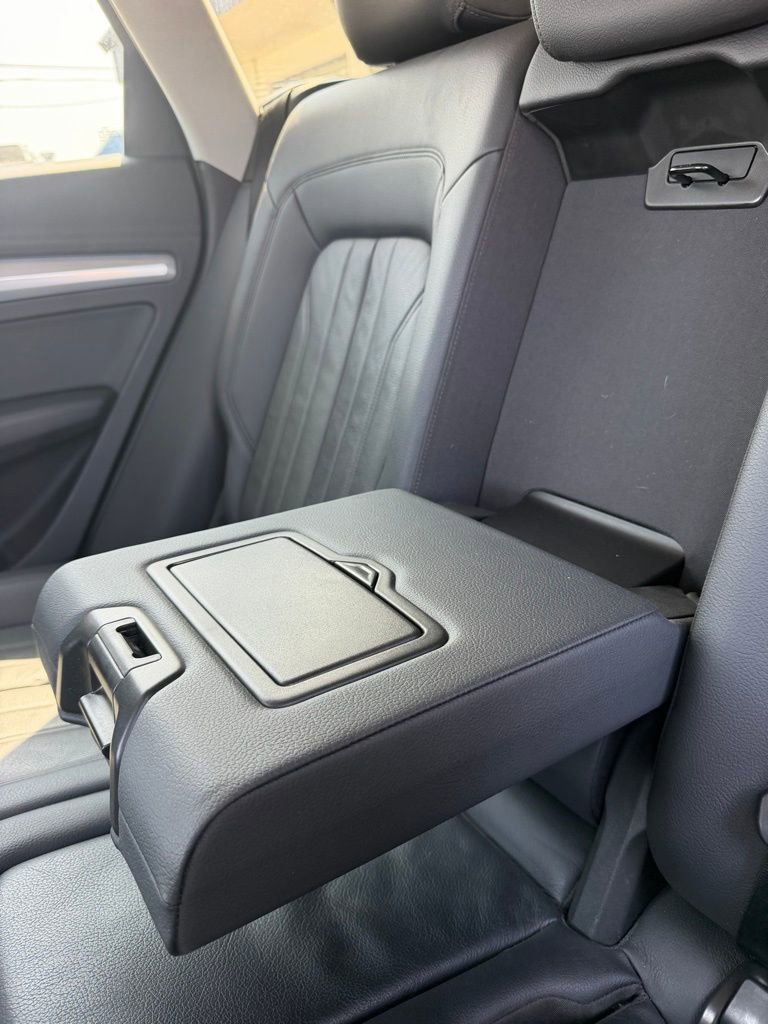 Used 2018 Audi Q5 2.0T Premium w/ Convenience Package AWD/4WD image 10