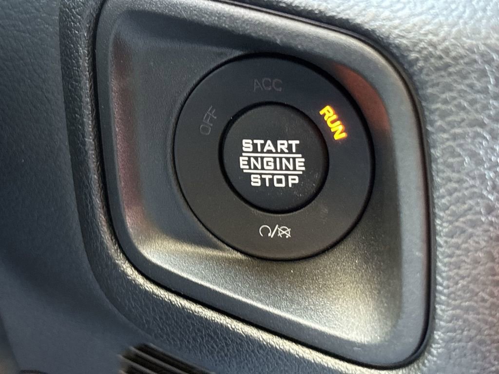 Used 2024 Jeep Wrangler Willys image 19