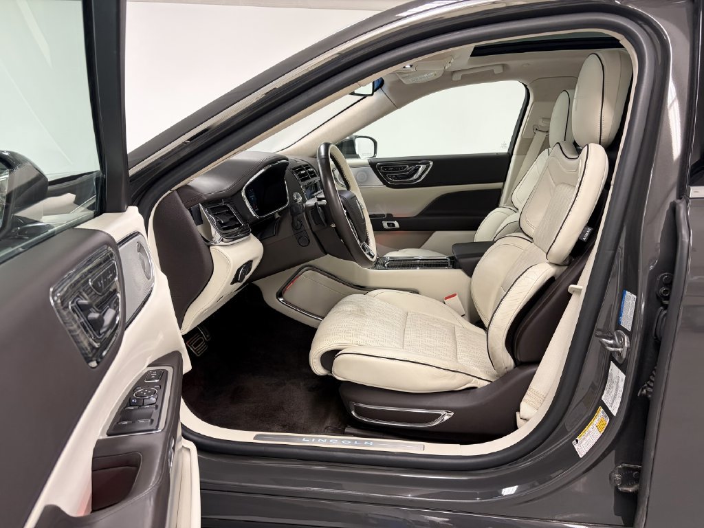 Used 2018 Lincoln Continental Black Label AWD/4WD image 13