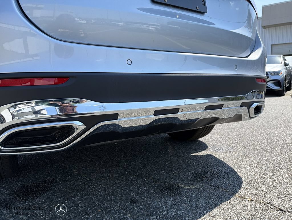 New 2026 Mercedes-Benz GLC 300 4MATIC image 11