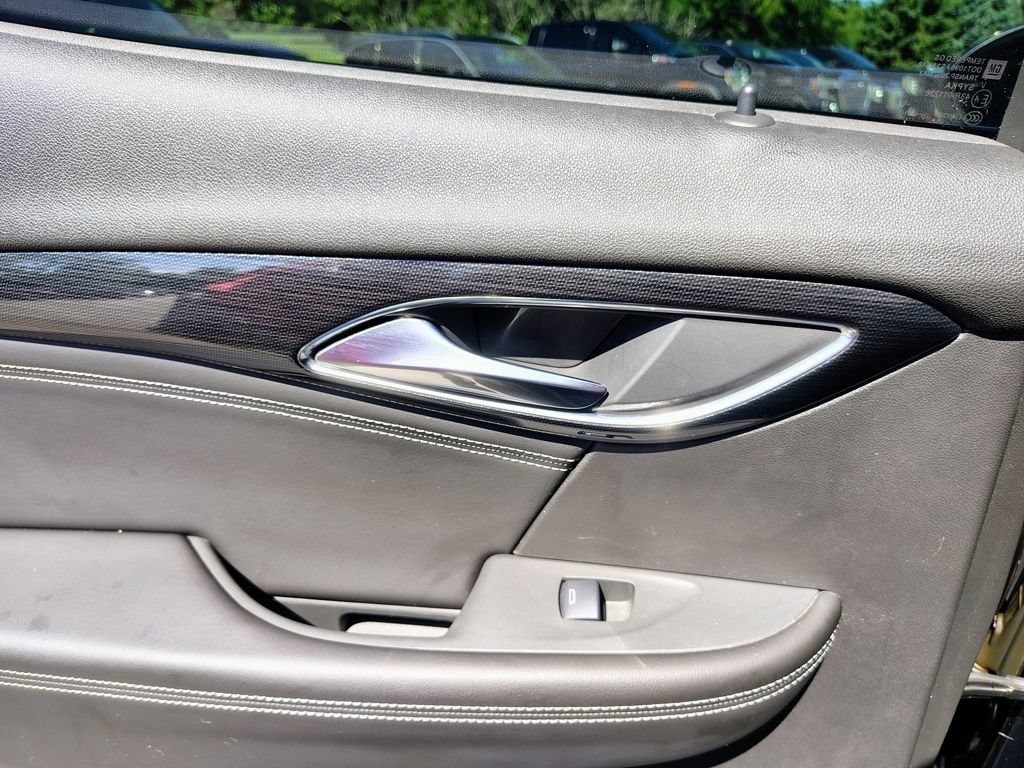 Certified 2021 Buick Envision Essence AWD/4WD image 31