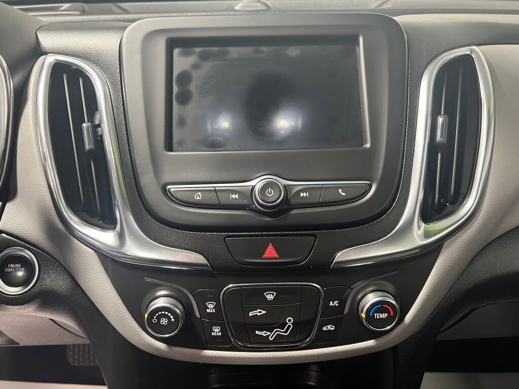 Used 2021 Chevrolet Equinox LS image 8