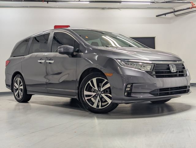 Used 2022 Honda Odyssey Touring image 2