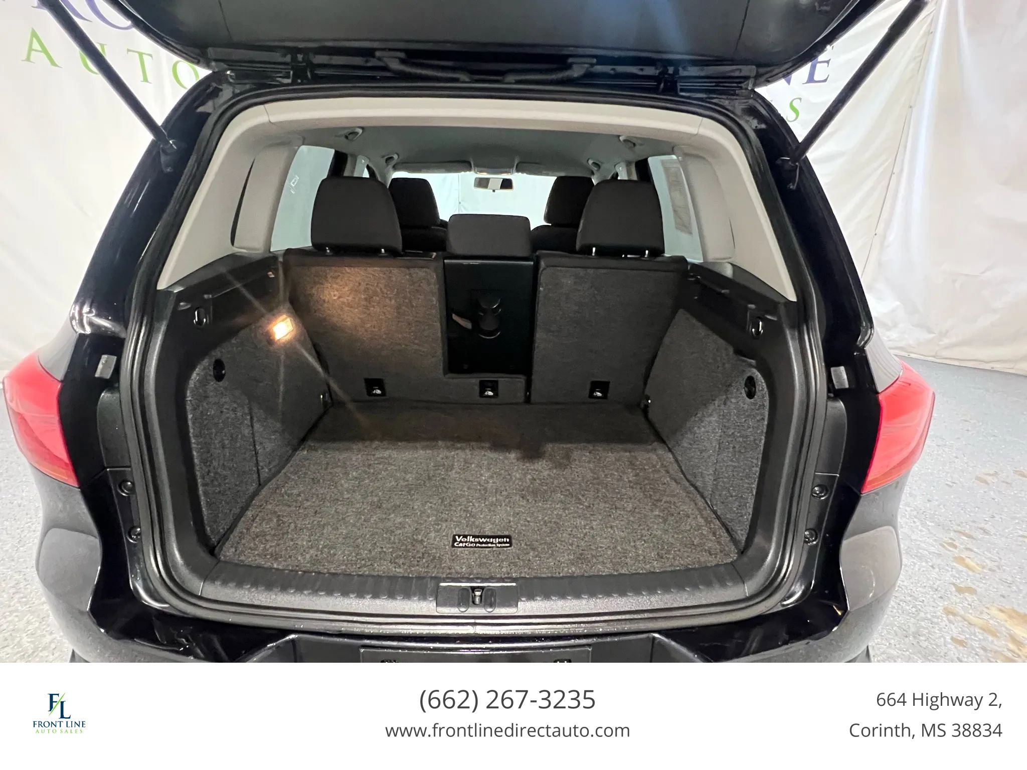 Used 2018 Volkswagen Tiguan Limited FWD image 26
