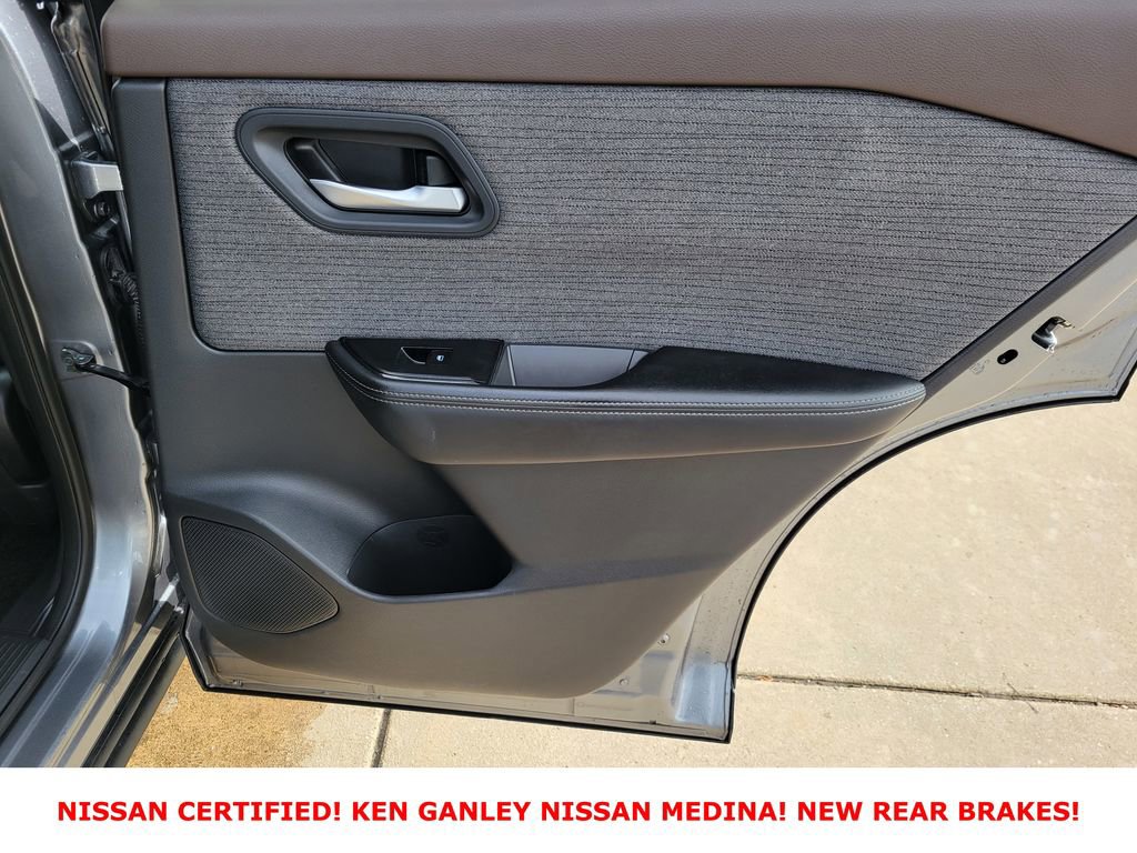 Certified 2023 Nissan Rogue SV image 47
