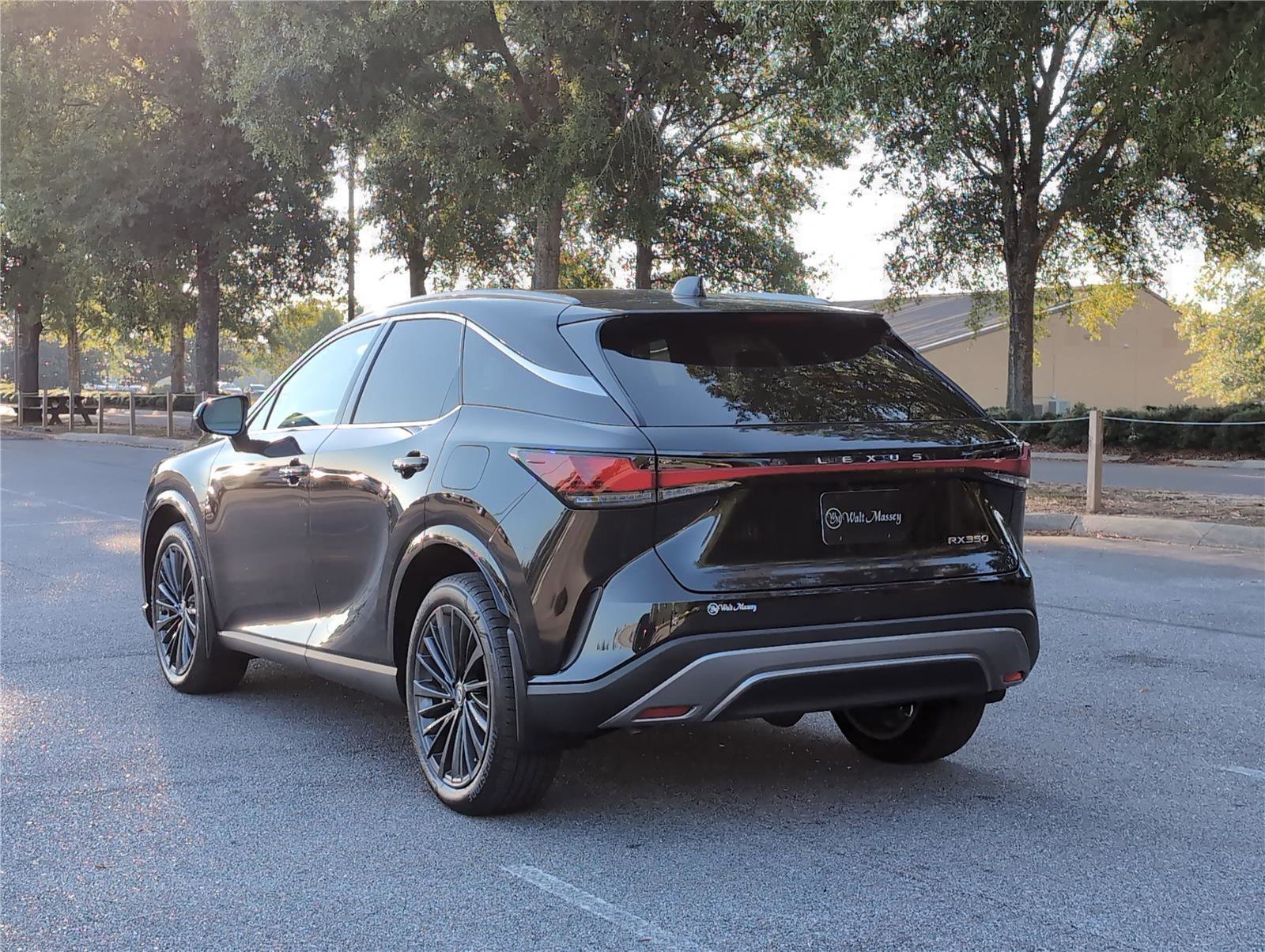Used 2025 Lexus RX 350 Premium image 3