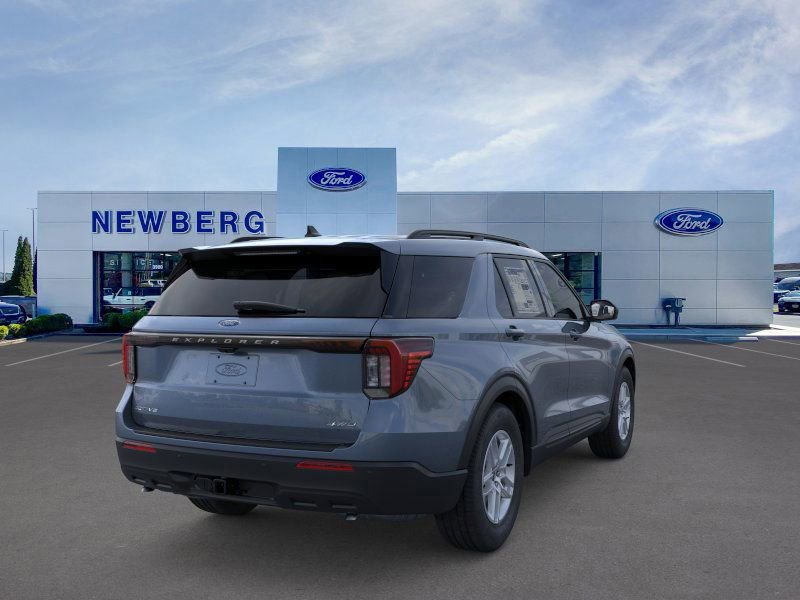 New 2026 Ford Explorer Active image 8