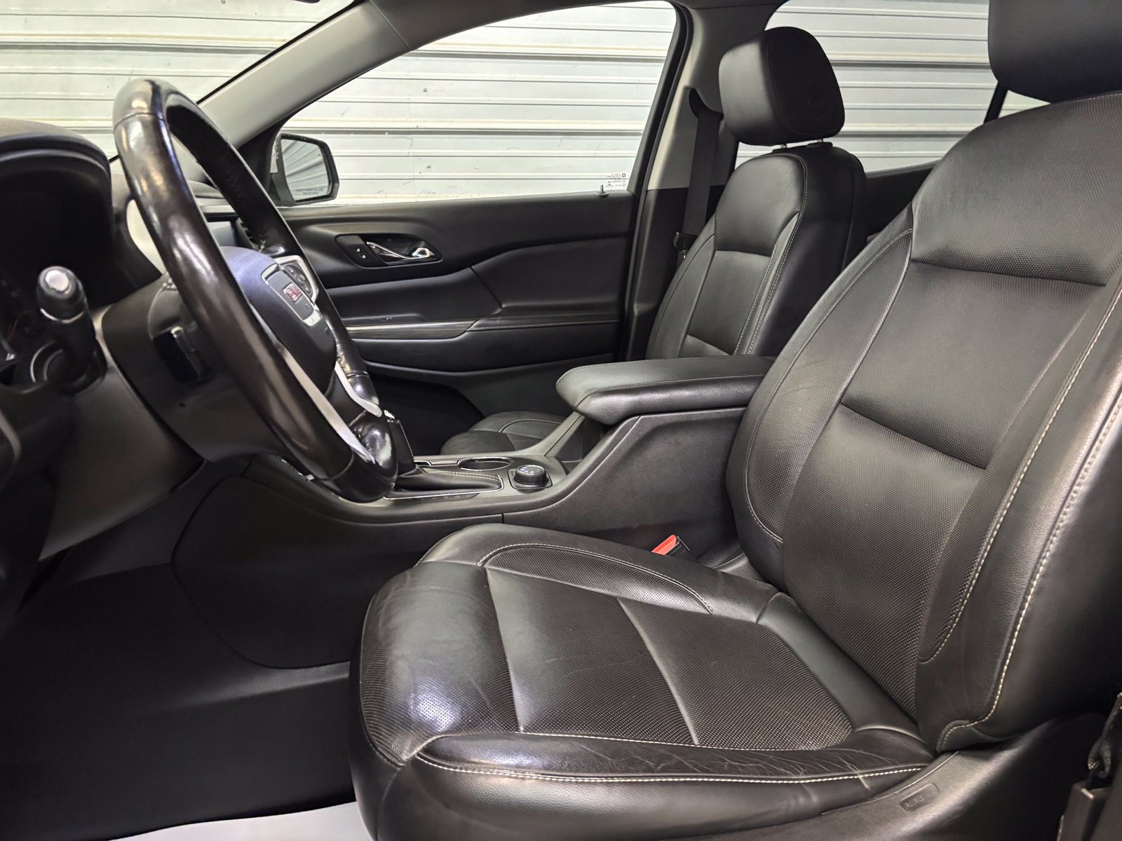 Used 2018 GMC Acadia SLT AWD/4WD image 12
