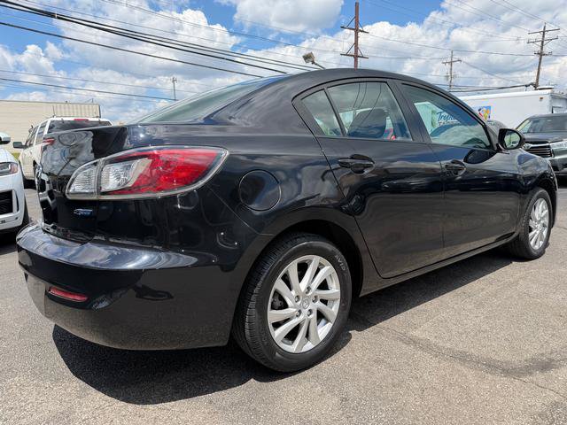 Used 2012 MAZDA MAZDA3 i Touring FWD image 3