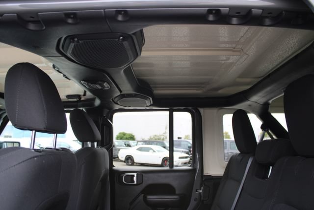 Used 2022 Jeep Wrangler Unlimited Sport AWD/4WD image 33