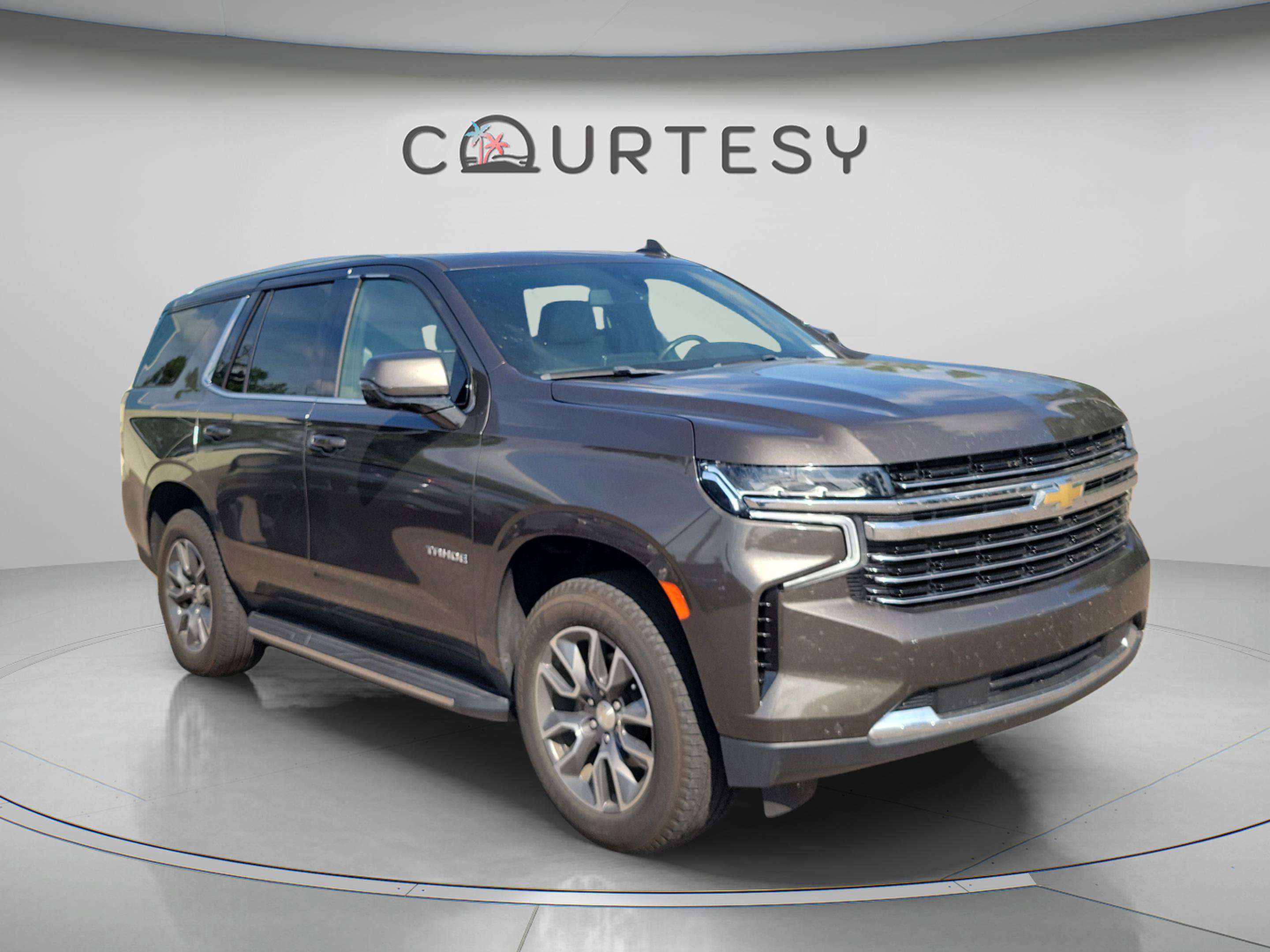 Used 2021 Chevrolet Tahoe LT w/ LT Signature Package RWD image 4