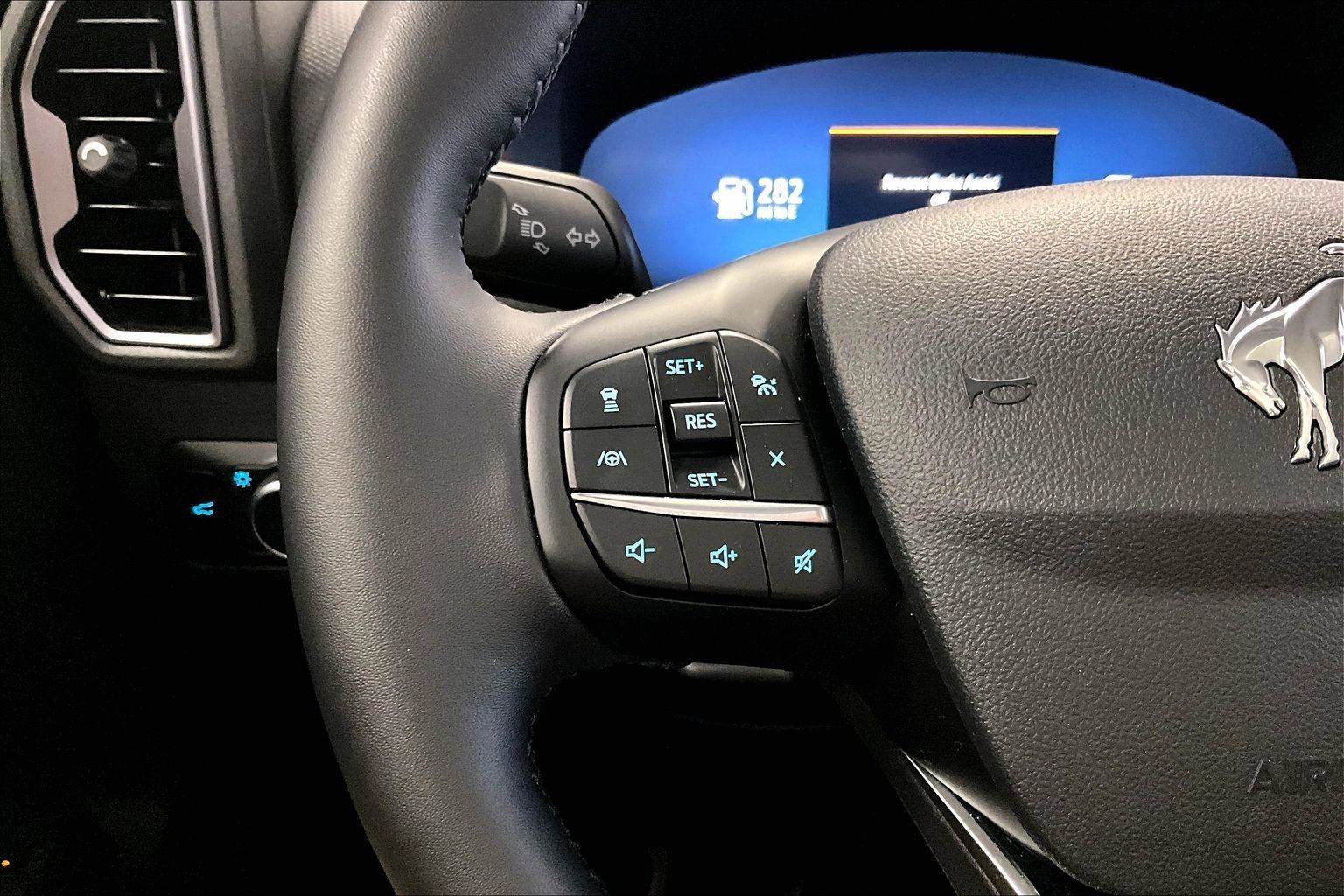 Certified 2025 Ford Bronco Sport Outer Banks w/ Outer Banks Tech Package+ image 17