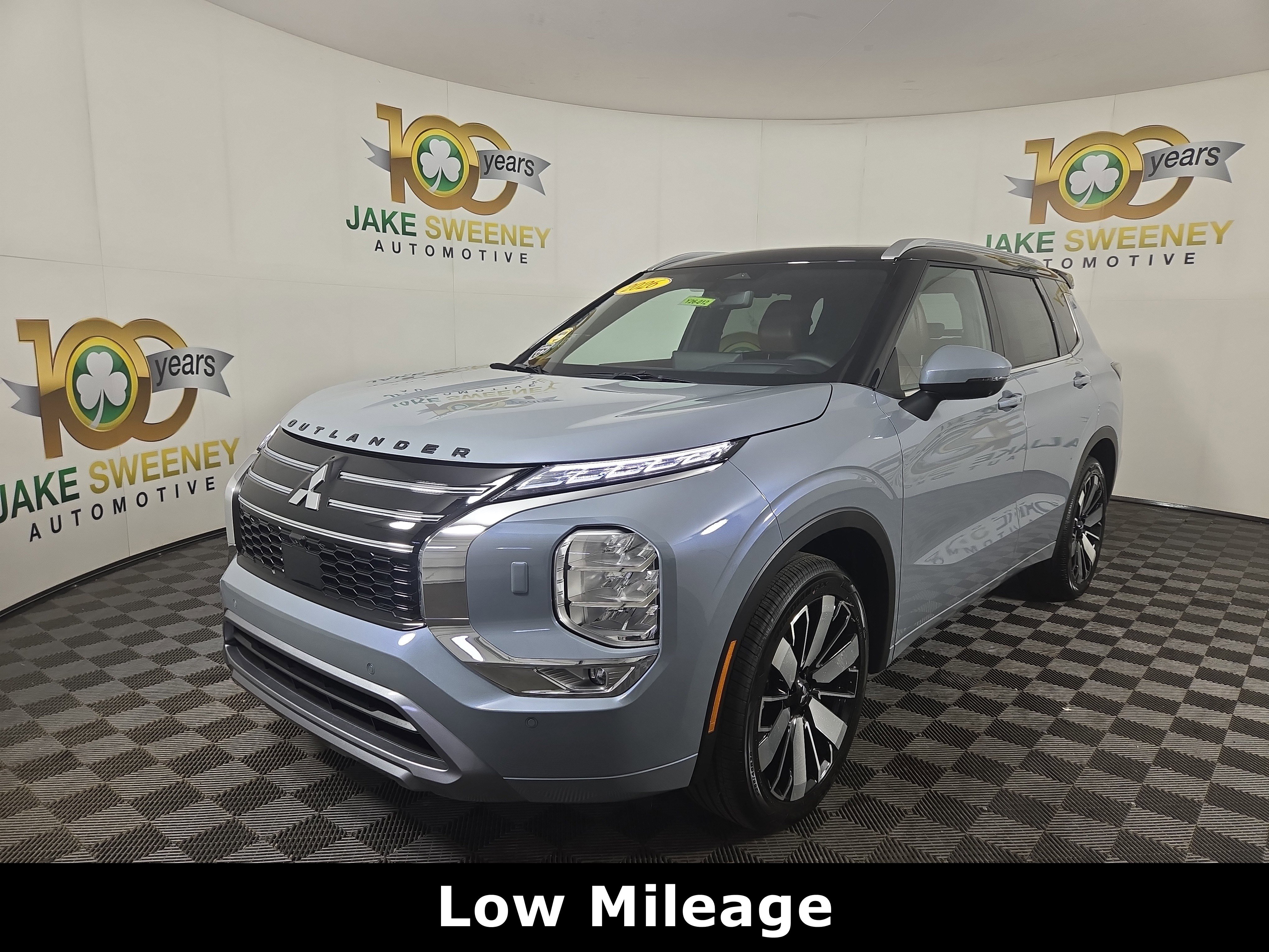 New 2026 Mitsubishi Outlander SEL image 3