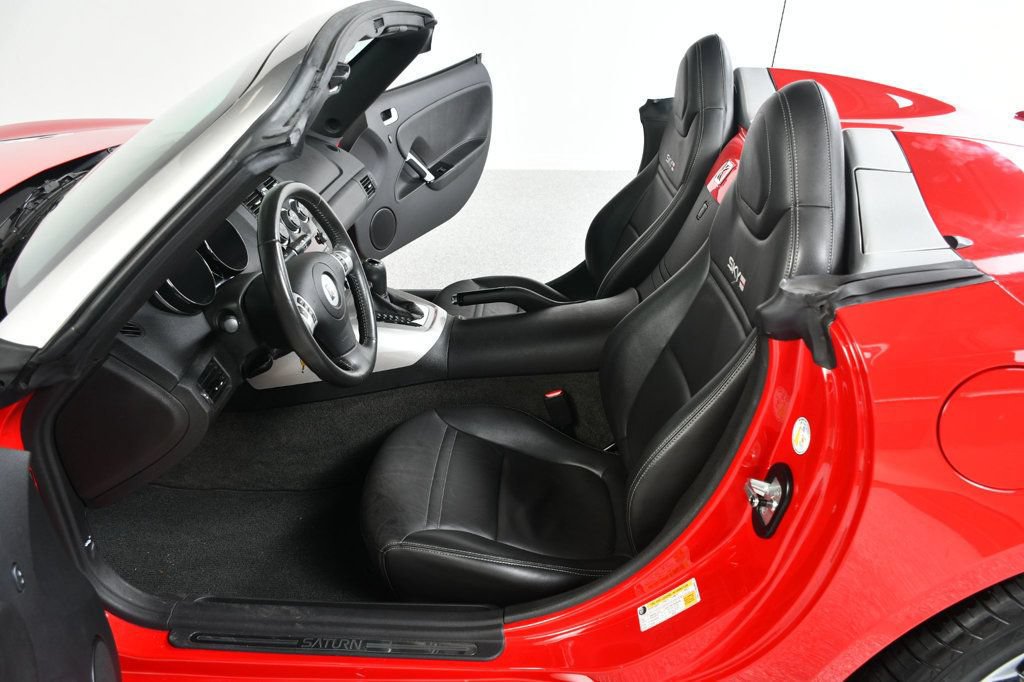 Used 2007 Saturn Sky Red Line RWD image 34