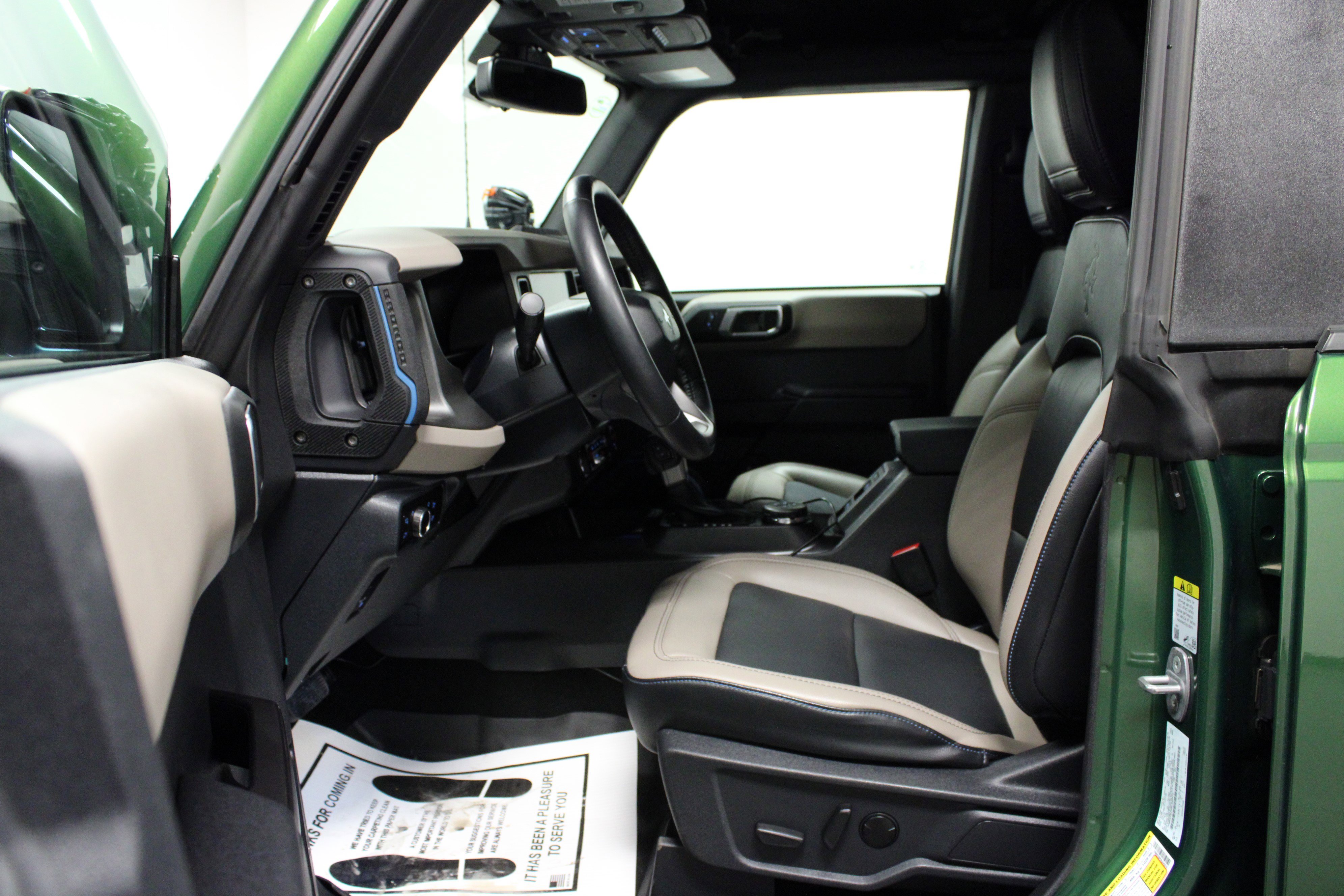 Used 2024 Ford Bronco Wildtrak image 12