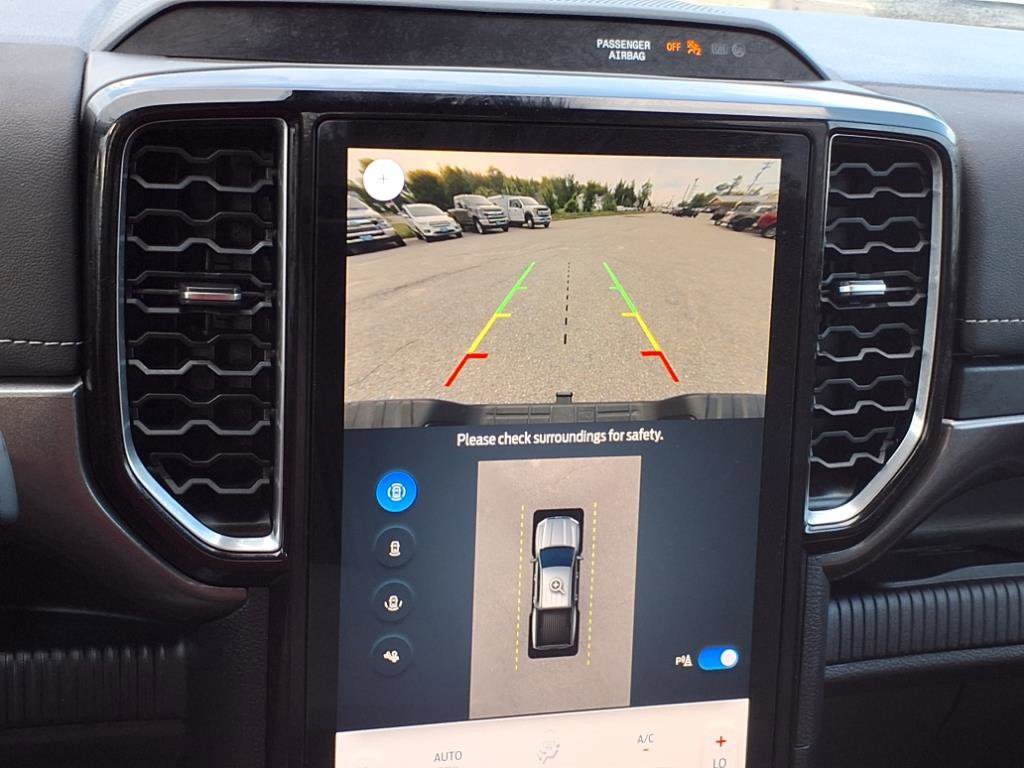 Used 2024 Ford Ranger Lariat w/ Trailer Tow Package image 21