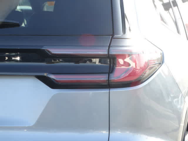 Used 2024 GMC Acadia Elevation w/ Black Edition image 12