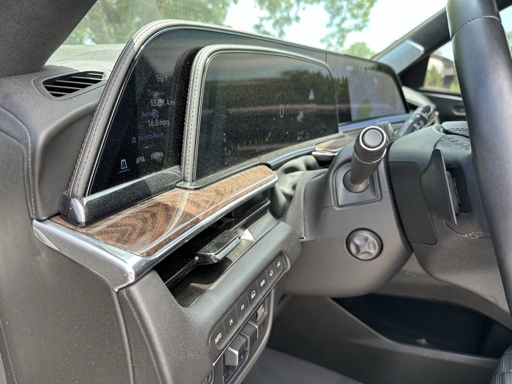 Certified 2023 Cadillac Escalade Sport Platinum w/ LPO, ONYX Package image 22