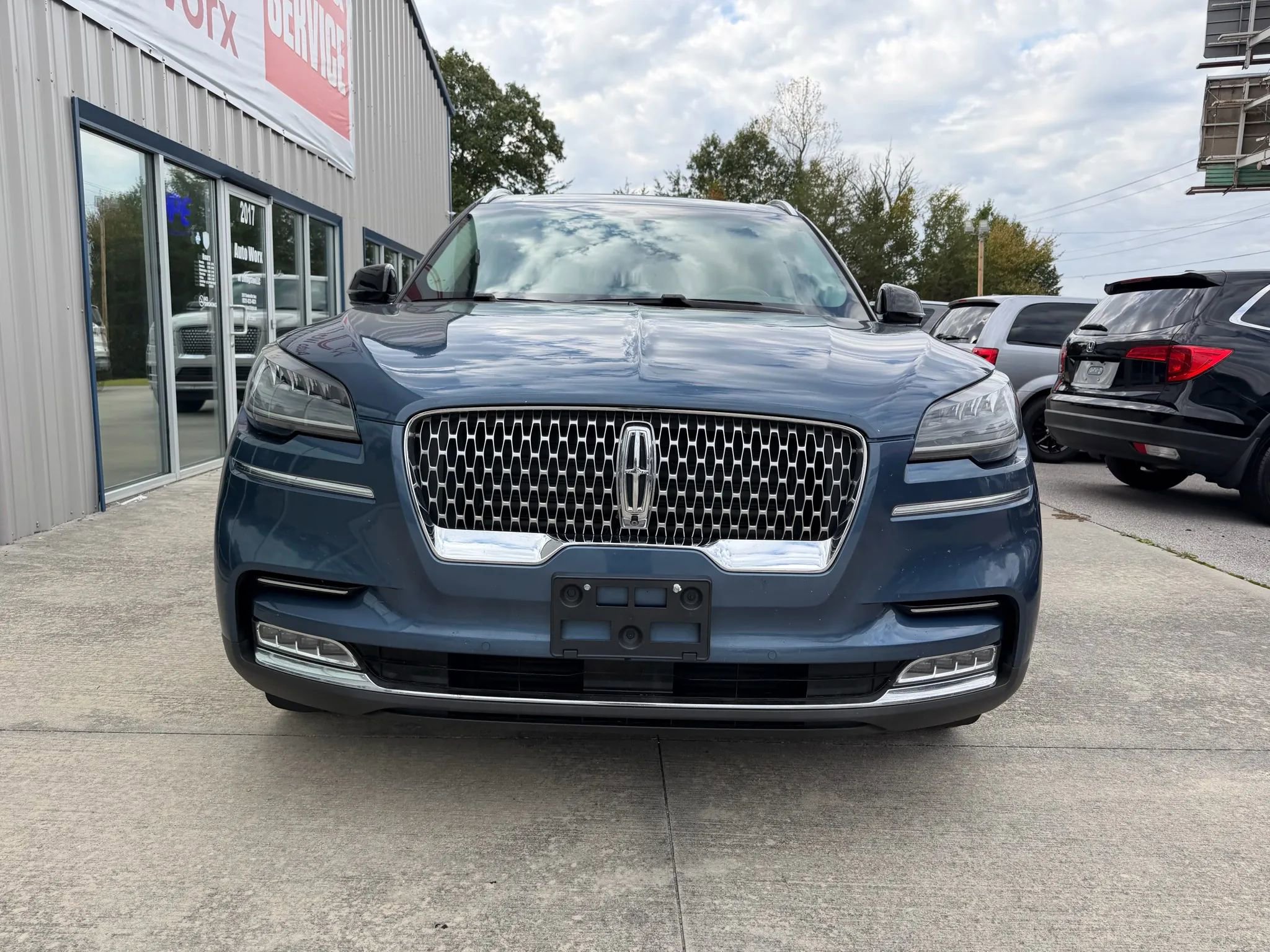 Used 2020 Lincoln Aviator Reserve w/ Equipment Group 201A image 29