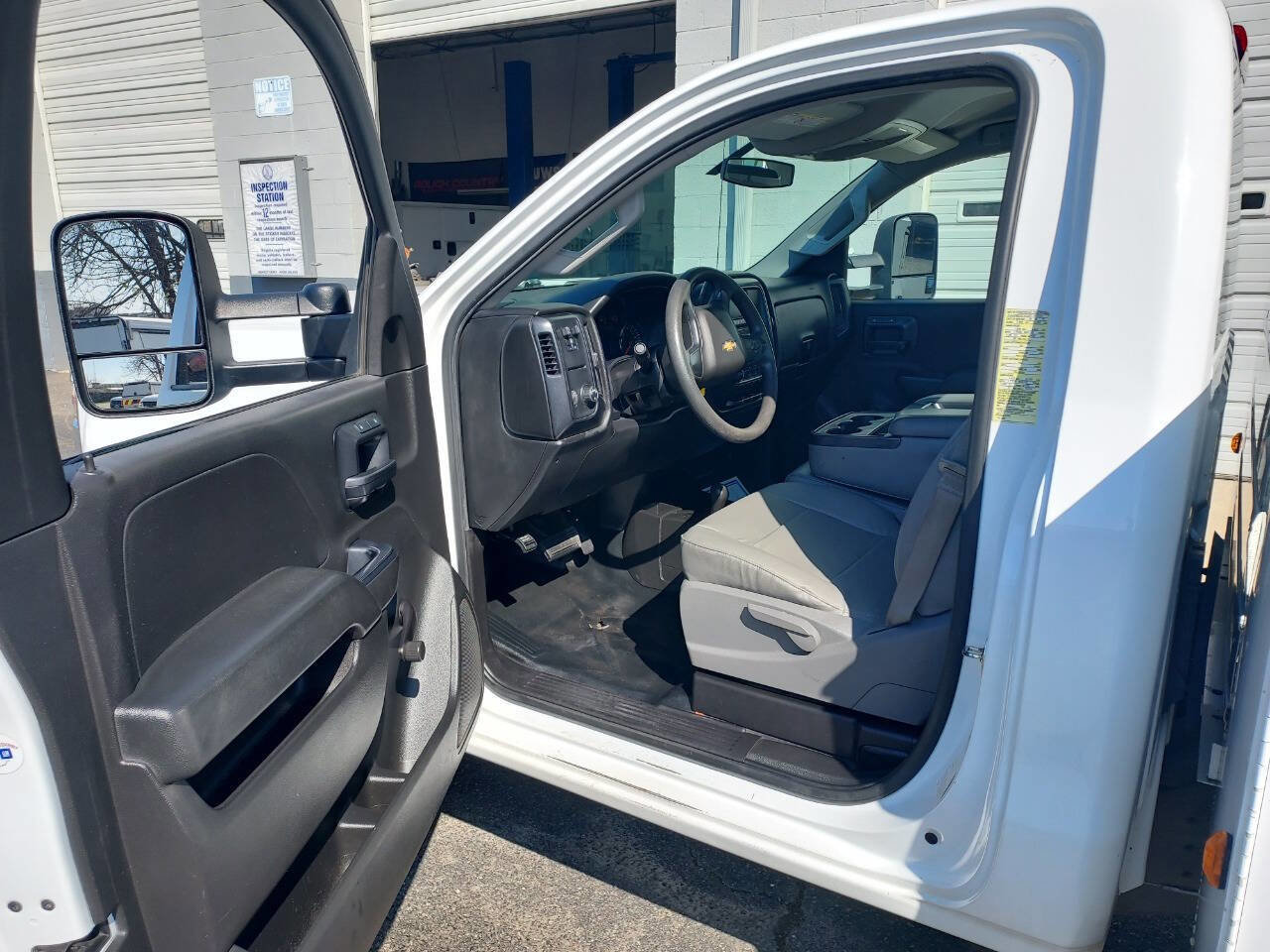 Used 2015 Chevrolet Silverado 3500 W/T image 13