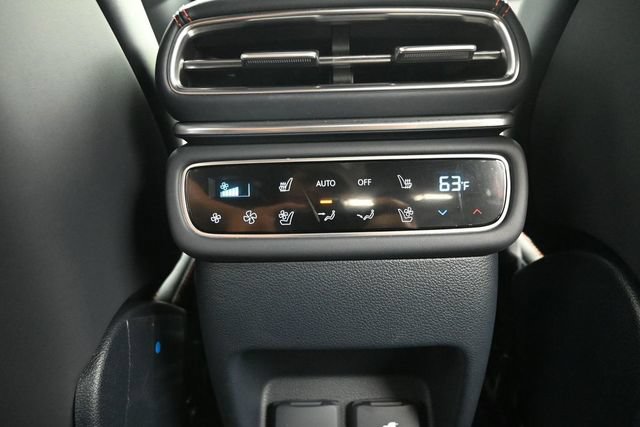 Used 2025 Genesis GV80 3.5T e-SC AWD/4WD image 19